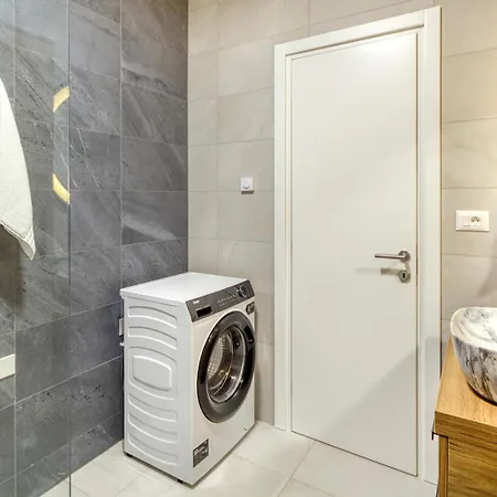 Διαμέρισμα Lux Oliva With Whirlpool And Free Parking