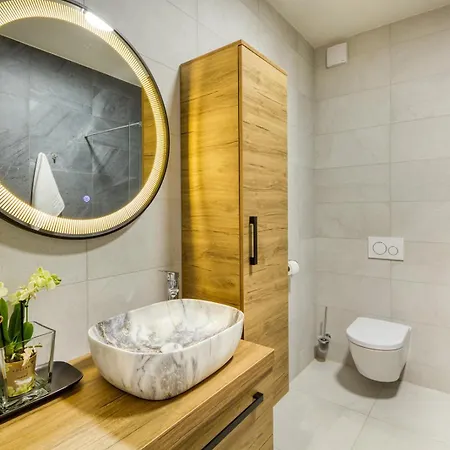 Διαμέρισμα Lux Oliva With Whirlpool And Free Parking