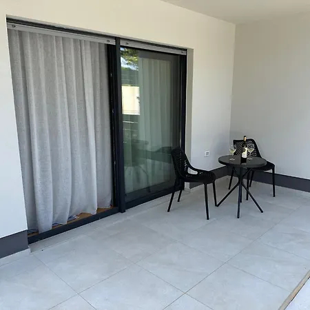 Διαμέρισμα Lux Oliva With Whirlpool And Free Parking