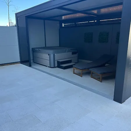 Lux Oliva With Whirlpool And Free Parking Πούλα