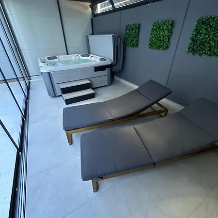 Lux Oliva With Whirlpool And Free Parking * Πούλα